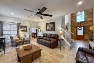 1501 W Castlewood Ave, Friendswood, TX 77546 - Photo 6