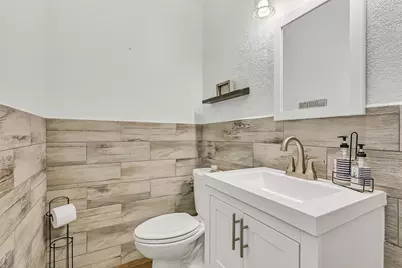 13339 Binnacle Way, Galveston, TX 77554 - Photo 32