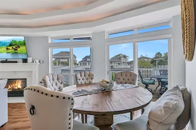 13339 Binnacle Way, Galveston, TX 77554 - Photo 8