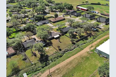 672 Bending Oaks Drive, Bellville, TX 77418 - Photo 28