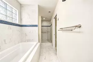 4 Milan Estates, Houston, TX 77056 - Photo 34