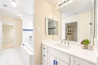 4 Milan Estates, Houston, TX 77056 - Photo 32