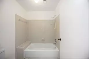 5315 Cherie Crest Ct, Houston, TX 77088 - Photo 16