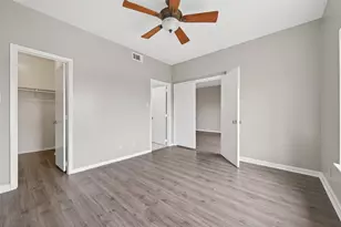 2211 S Braeswood Blvd, Houston, TX 77030 - Photo 16