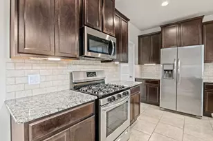 2719 Kaman Ln, Pearland, TX 77581 - Photo 12