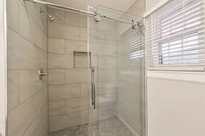 10999 Fairland Drive, Houston, TX 77051 - Photo 26