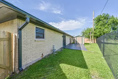10999 Fairland Drive, Houston, TX 77051 - Photo 36