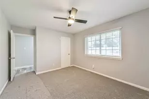 10999 Fairland Dr, Houston, TX 77051 - Photo 32