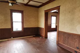 403 Farquhar St, Navasota, TX 77868 - Photo 8