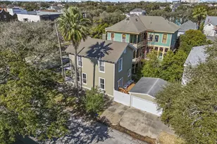 1724 33rd St, Galveston, TX 77550 - Photo 28