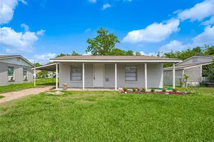 1311 Fred St, El Campo, TX 77437 - Photo 22