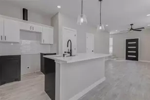 8105 Howton St, Houston, TX 77028 - Photo 4