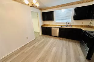 17618 Heritage Bay Dr, Webster, TX 77598 - Photo 6