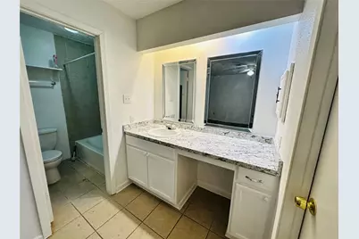 17618 Heritage Bay Drive, Webster, TX 77598 - Photo 12