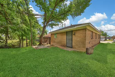 2310 Kabee Street, Houston, TX 77020 - Photo 14