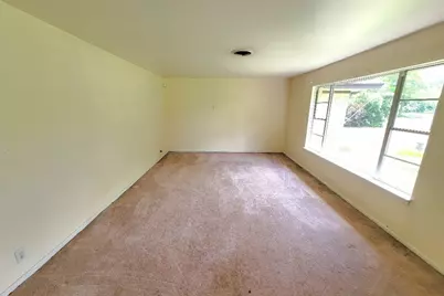 419 Lee Avenue, Freeport, TX 77541 - Photo 4