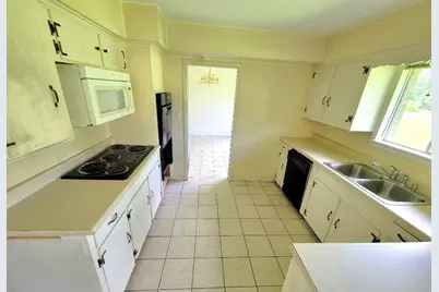 419 Lee Avenue, Freeport, TX 77541 - Photo 8