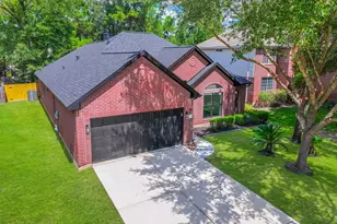 18 Griffin Hill Ct, The Woodlands, TX 77382 - Photo 6