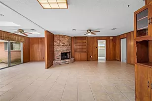 1617 Wavecrest Ln, Houston, TX 77062 - Photo 8