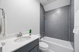 1121 E 24th St, Houston, TX 77009 - Photo 24