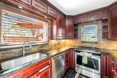 768 Worthshire Street, Houston, TX 77008 - Photo 12