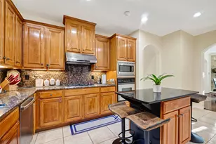 6035 N Arrowana Ln, Houston, TX 77036 - Photo 16