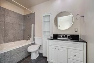 5701 Winsome Ln, Houston, TX 77057 - Photo 16