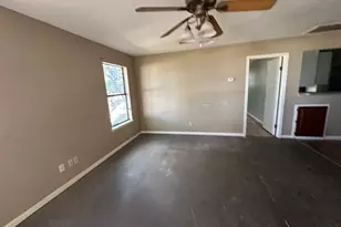 542 Greenwood St, Canyon Lake, TX 78133 - Photo 2