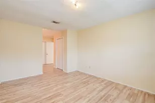 6103 Ludington Dr, Houston, TX 77035 - Photo 14
