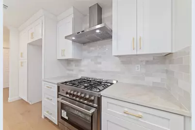 15651 Whitewater Lane, Houston, TX 77079 - Photo 8
