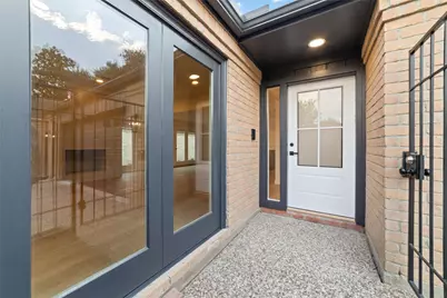 15651 Whitewater Lane, Houston, TX 77079 - Photo 2