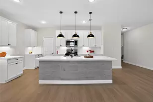 2080 Lost Timbers Dr, Conroe, TX 77304 - Photo 10