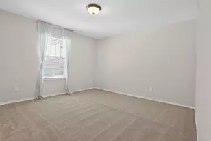 2080 Lost Timbers Dr, Conroe, TX 77304 - Photo 36