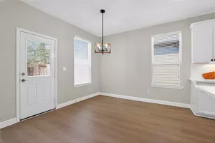 2080 Lost Timbers Dr, Conroe, TX 77304 - Photo 18