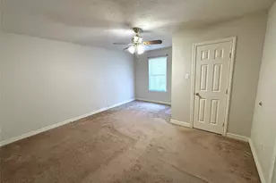 9329 Intervale St, Houston, TX 77075 - Photo 6