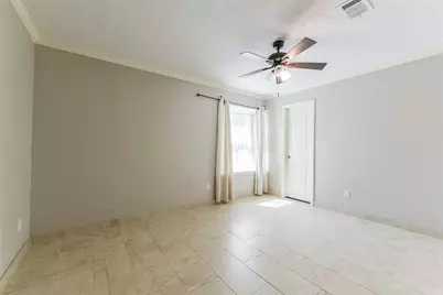 2502 Drummer Drive, League City, TX 77573 - Photo 14