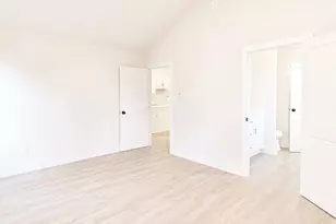 142A College St, Fresno, TX 77545 - Photo 12