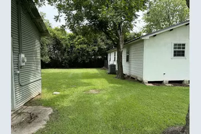 363 W Santa Fe Street, Conroe, TX 77301 - Photo 4