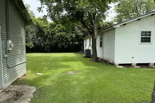 363 W Santa Fe St, Conroe, TX 77301 - Photo 4