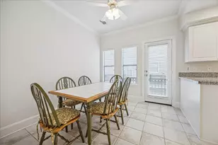 2422 Dorrington St, Houston, TX 77030 - Photo 6