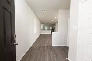 3878 Avalon Ln, Conroe, TX 77301 - Photo 4