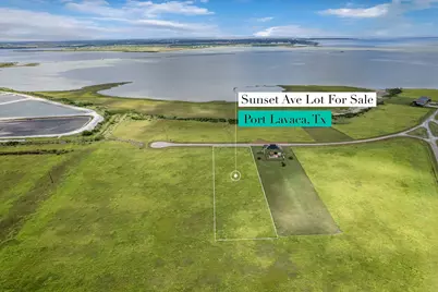 117 Sunset Way, Port Lavaca, TX 77979 - Photo 2