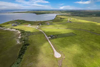 117 Sunset Way, Port Lavaca, TX 77979 - Photo 8