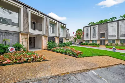 12633 Memorial Drive #216, Houston, TX 77024 - Photo 2