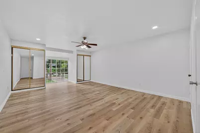 12633 Memorial Drive #216, Houston, TX 77024 - Photo 32