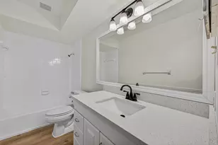 12633 Memorial Dr, Houston, TX 77024 - Photo 36