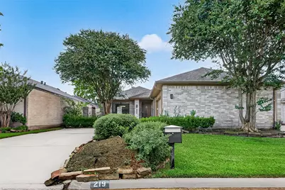 219 Essex Place, Stafford, TX 77477 - Photo 6