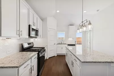 31007 Newcomb Landing Lane, Waller, TX 77484 - Photo 2