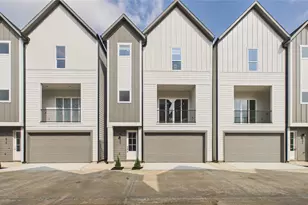 602 Skyland Terrace Way, Houston, TX 77009 - Photo 2