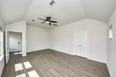 12421 Berberry Drive, Texas City, TX 77568 - Photo 10